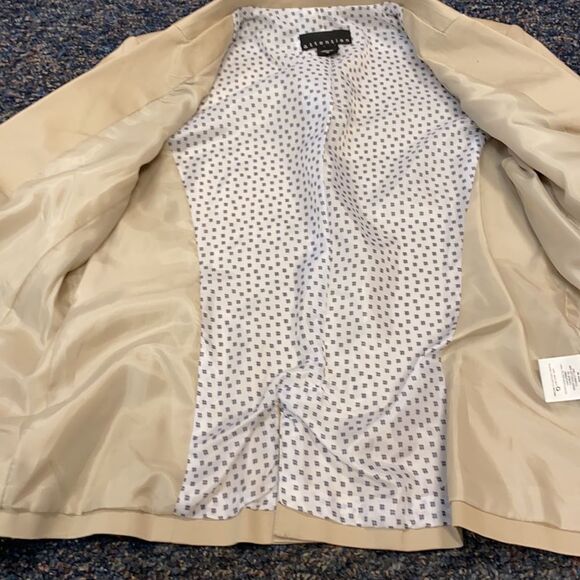 Attention Tan Blazer sz. 10 - Picture 6 of 7